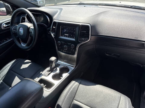 2019 Jeep Grand Cherokee Laredo E