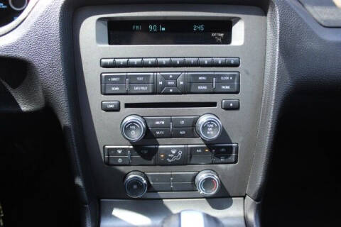 2014 Ford Mustang V6