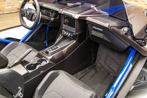 2023 Polaris Slingshot