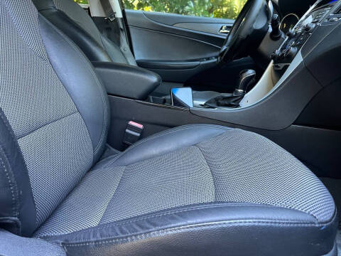 2011 Hyundai Sonata SE