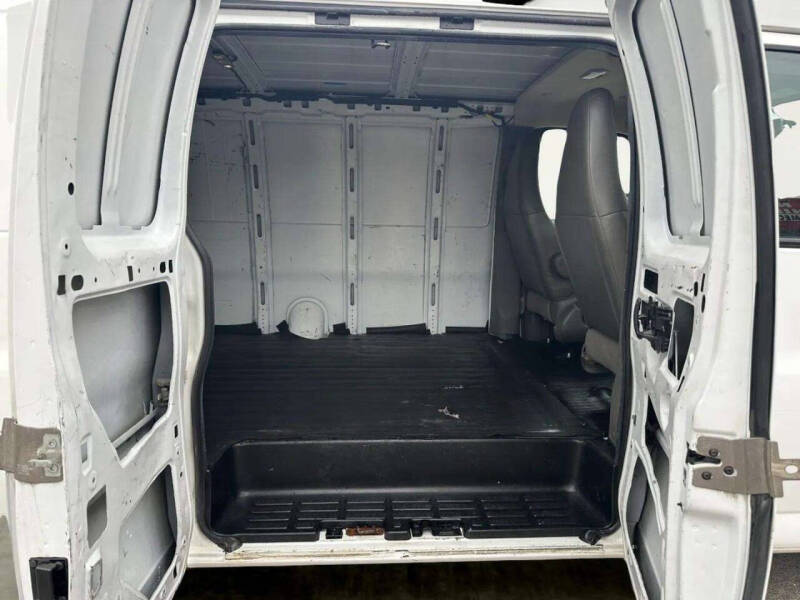 2020 Chevrolet Express 2500