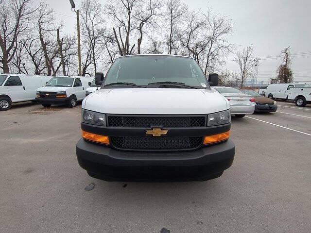 2025 Chevrolet Express 2500