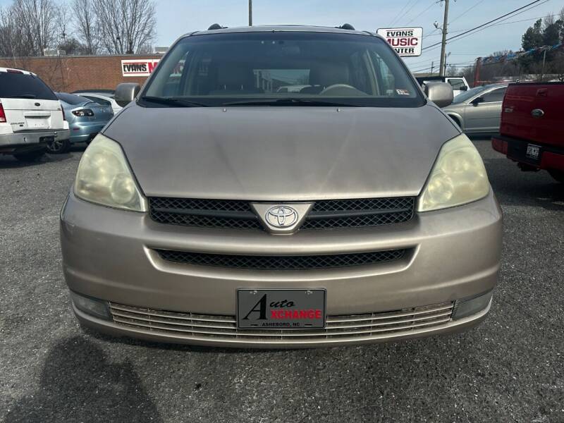 2004 Toyota Sienna for sale at AUTO XCHANGE in Asheboro NC