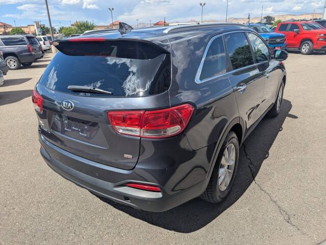 2016 Kia Sorento L