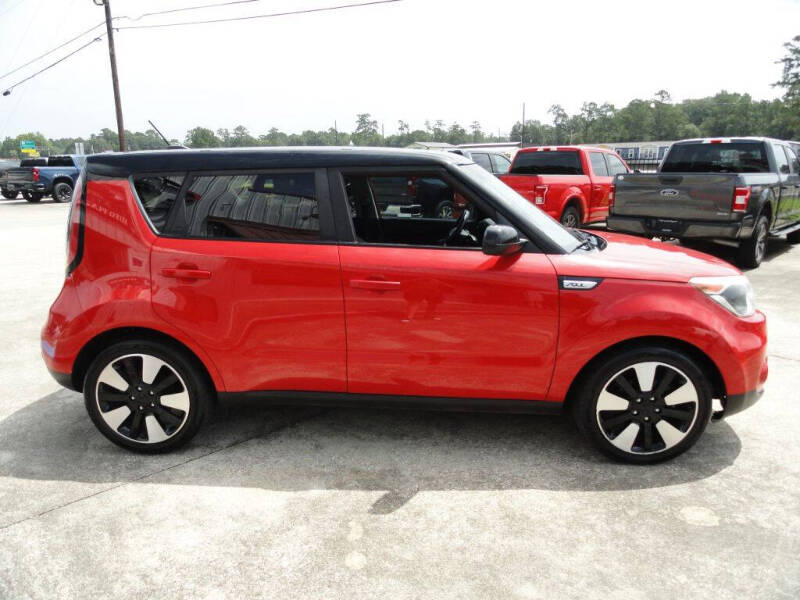 2019 Kia Soul +