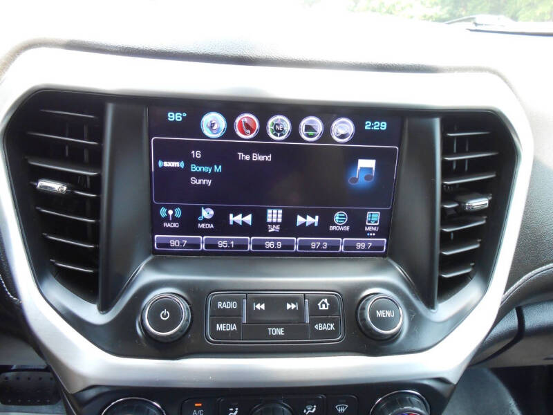 2019 GMC Acadia SLT-1