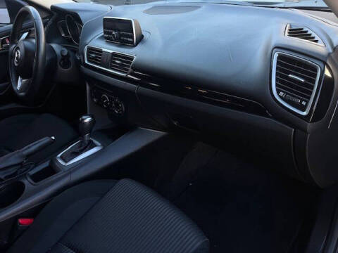 2014 Mazda MAZDA3 i Touring