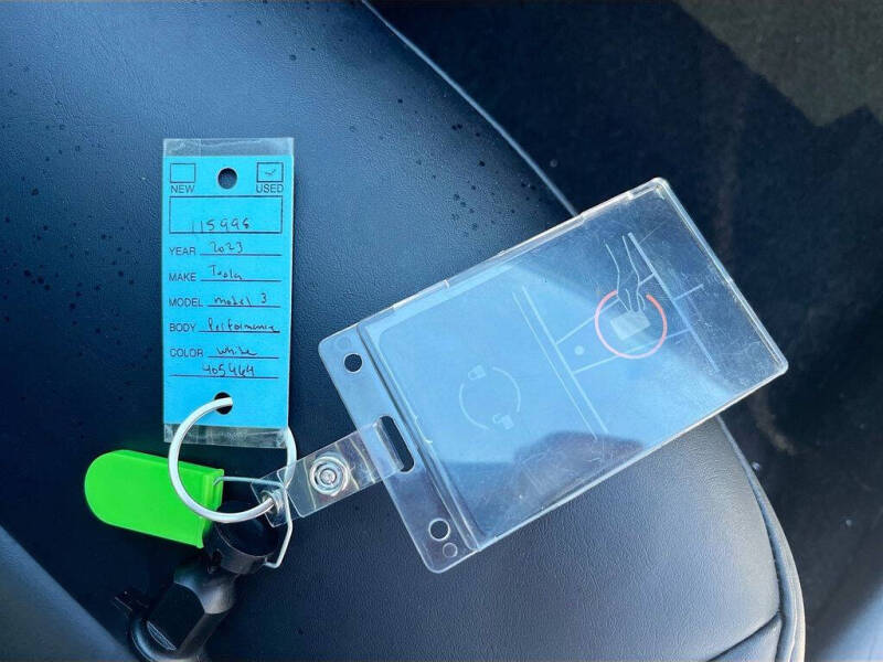 2023 Tesla Model 3 Performance