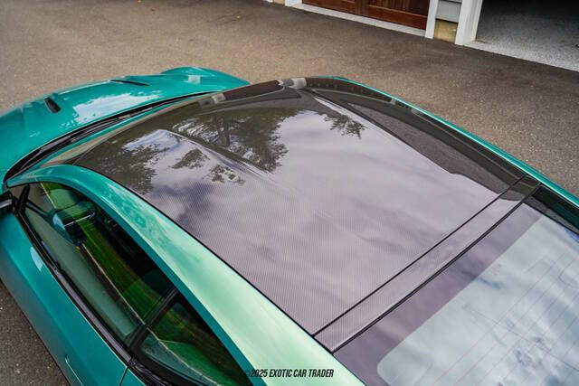 2025 Aston Martin DB12 V8