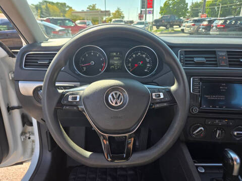 2016 Volkswagen Jetta