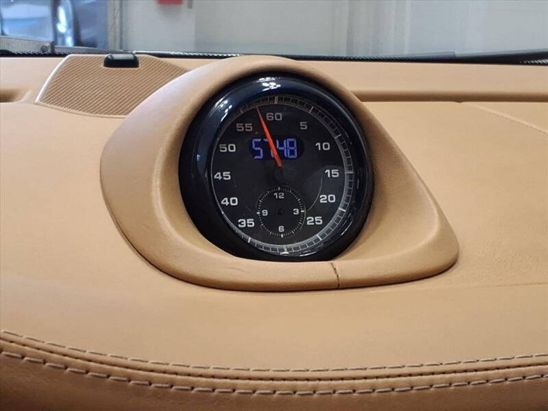 2005 Porsche 911 Carrera