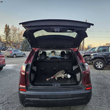 2021 Jeep Cherokee Altitude