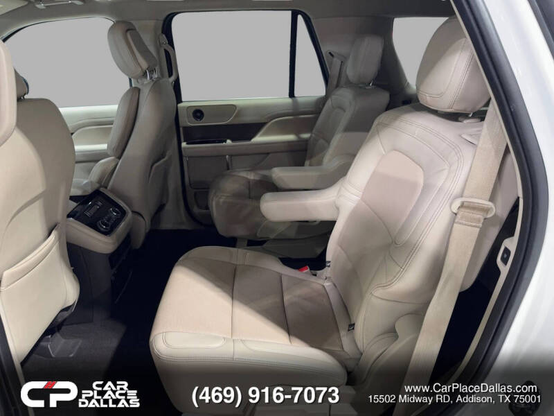 2020 Lincoln Navigator Standard