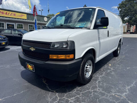 2021 Chevrolet Express 2500