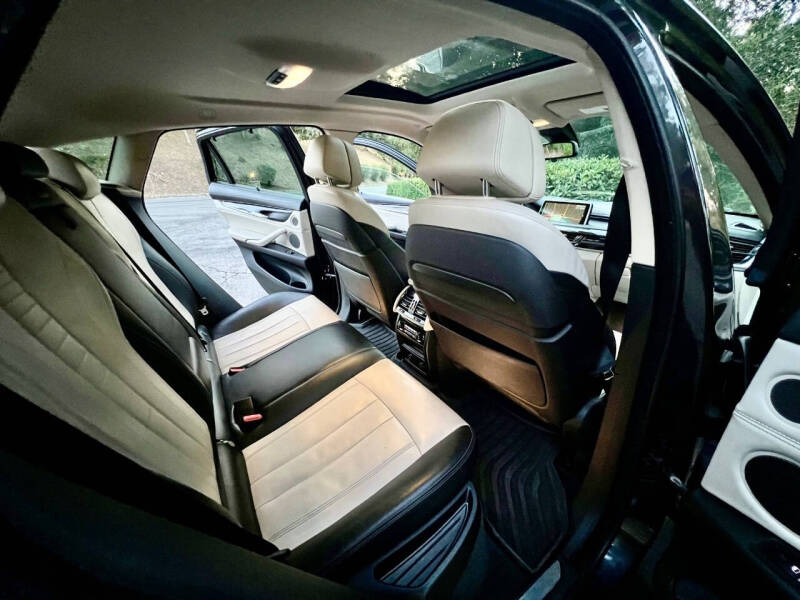 2015 BMW X6 xDrive50i