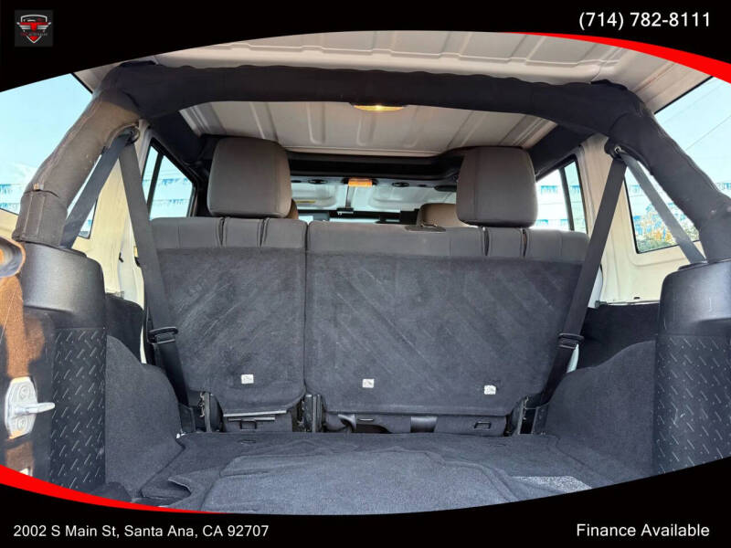 2012 Jeep Wrangler Unlimited Sport