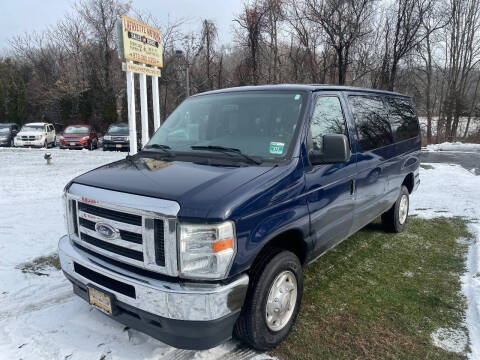 2011 Ford E-Series E-350 SD XLT