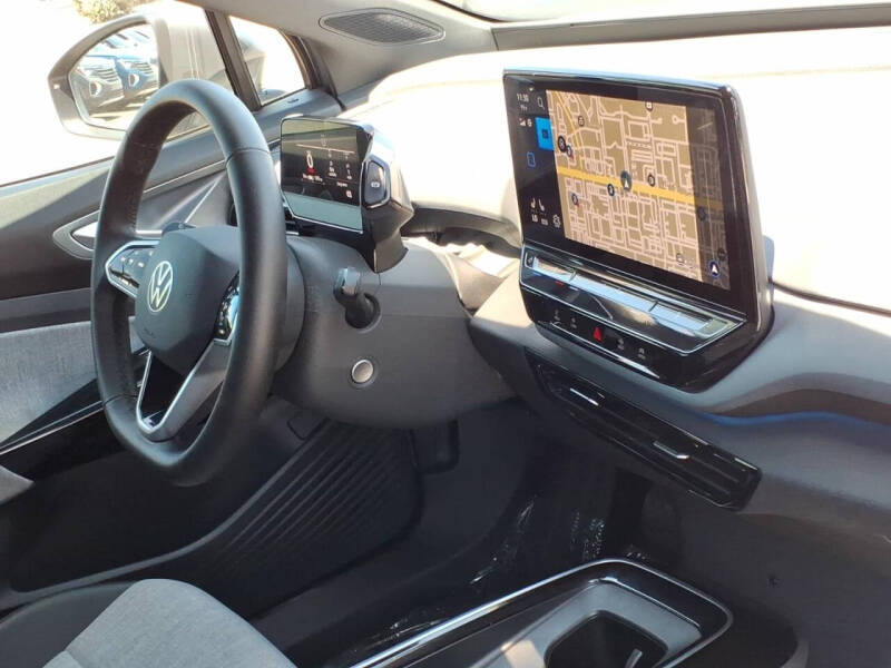 2023 Volkswagen ID.4 Pro