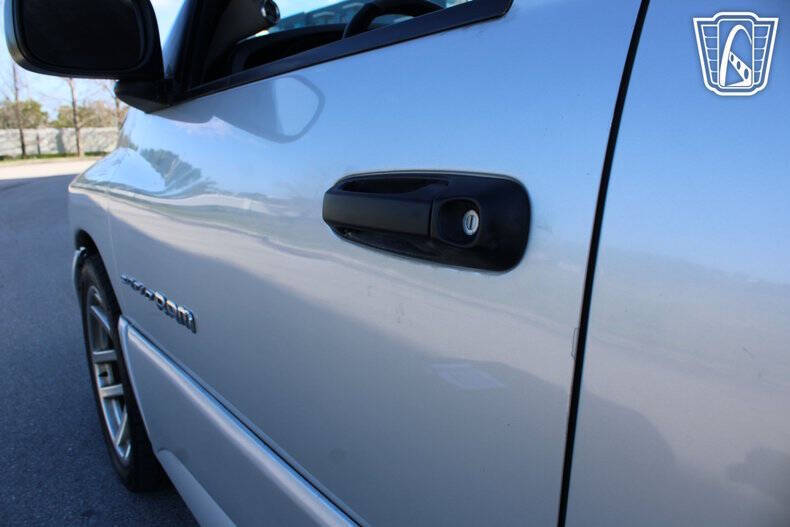 2005 Dodge Ram 1500 SRT-10