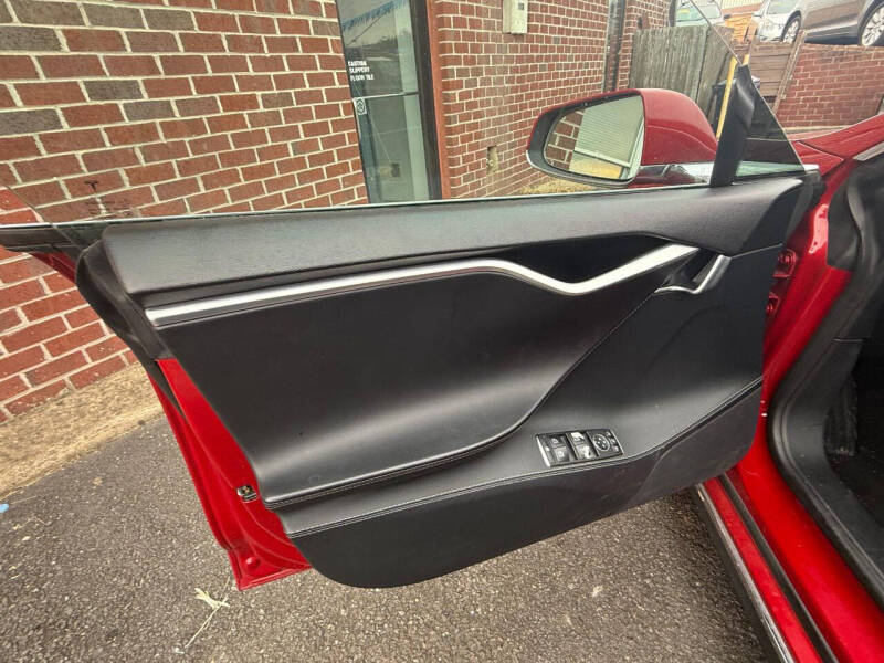 2013 Tesla Model S Performance