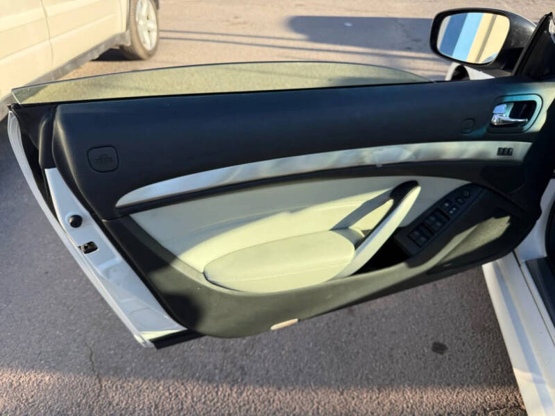 2011 Infiniti G37 Convertible