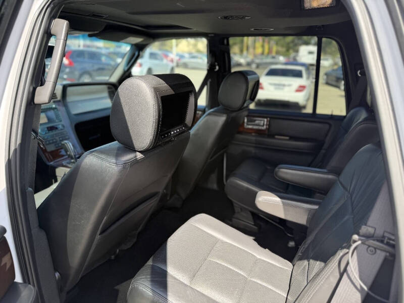 2014 Lincoln Navigator