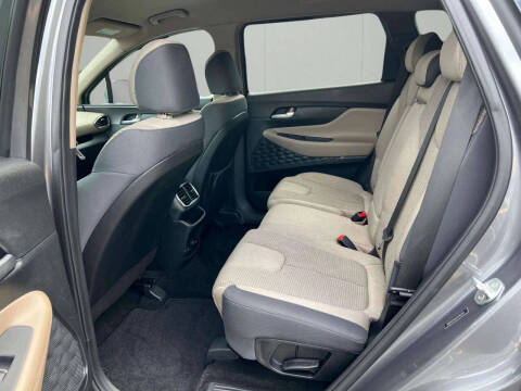 2020 Hyundai Santa Fe SE