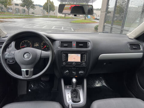 2011 Volkswagen Jetta SEL PZEV