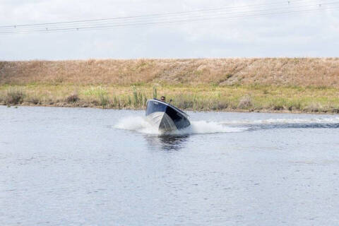 1994 Donzi Marine Classic 22