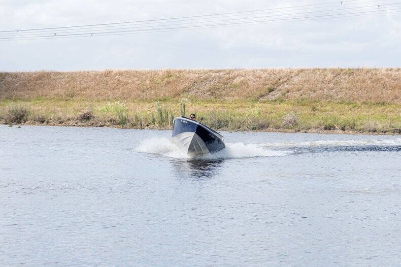 1994 Donzi Marine Classic 22