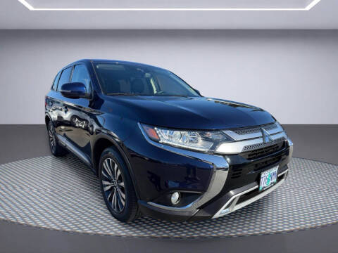 2020 Mitsubishi Outlander SE