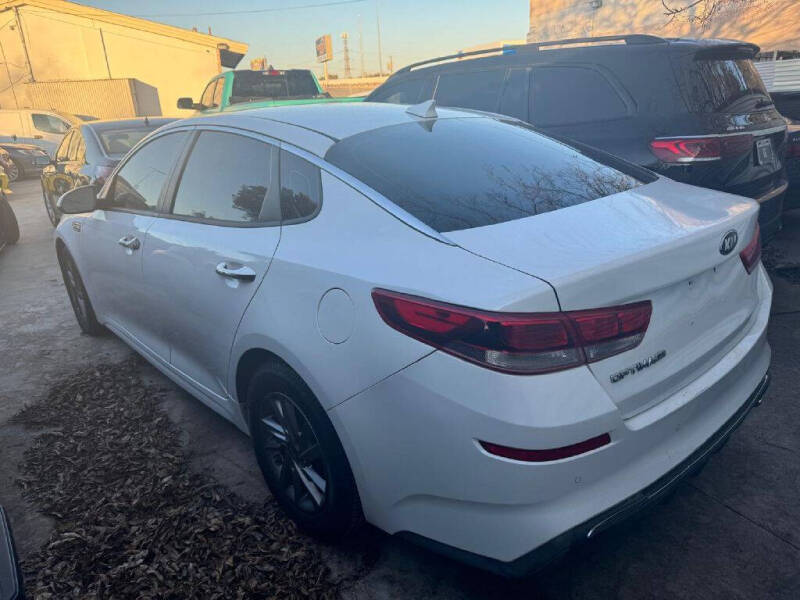 2020 Kia Optima LX
