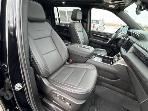 2023 GMC Yukon XL Denali