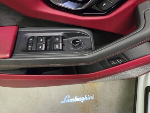 2020 Lamborghini Urus