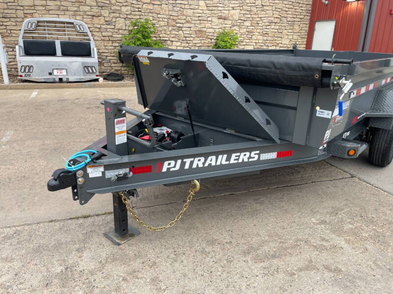 2025 PJ Trailers DL
