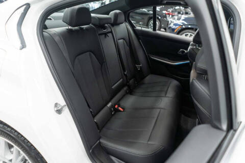 2024 BMW 3 Series 330i xDrive