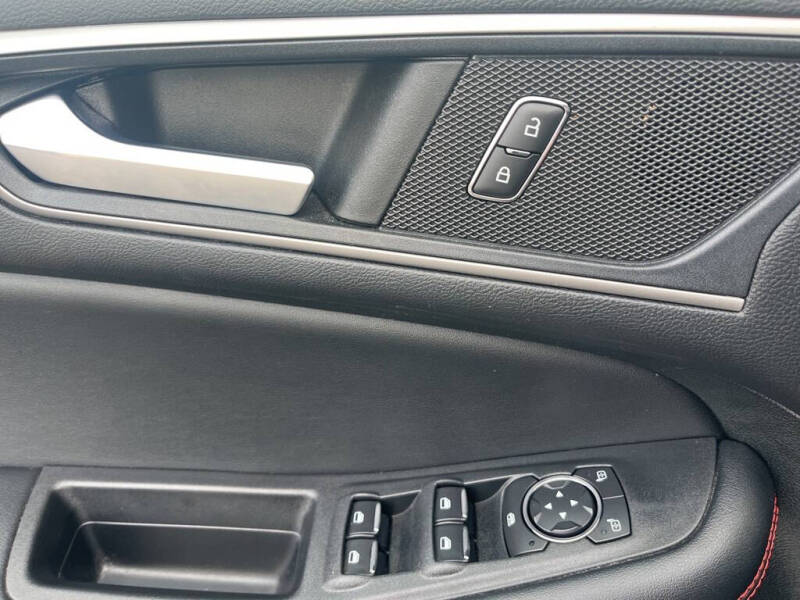 2022 Ford Edge ST-Line