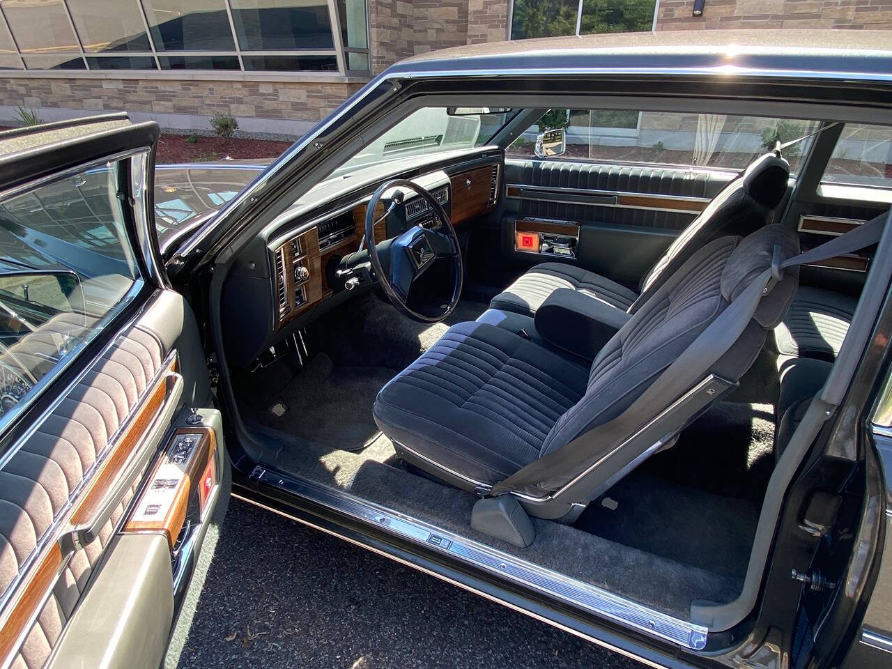 1983 Cadillac DeVille for sale at Vintage Motors USA in Roselle, NJ