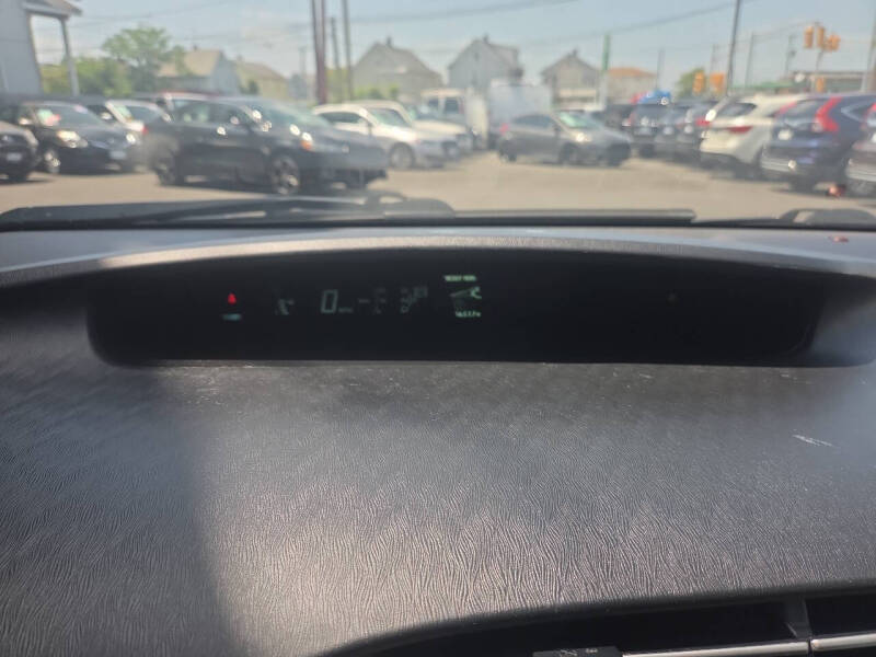 2012 Toyota Prius Two