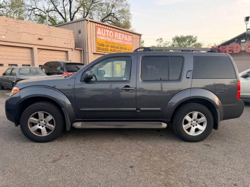 2012 Nissan Pathfinder SV