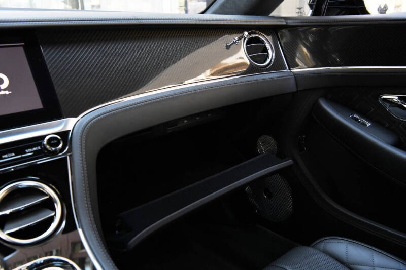 2022 Bentley Continental GT V8