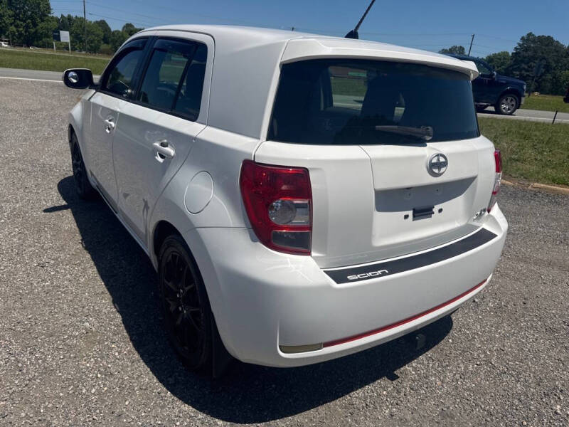 2011 Scion xD