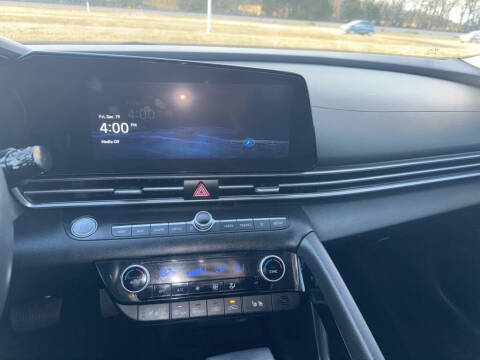 2022 Hyundai Elantra Hybrid Limited