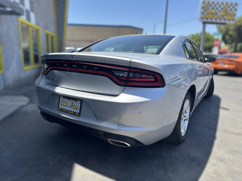 2019 Dodge Charger SXT