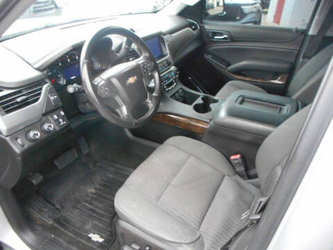 2016 Chevrolet Suburban LS