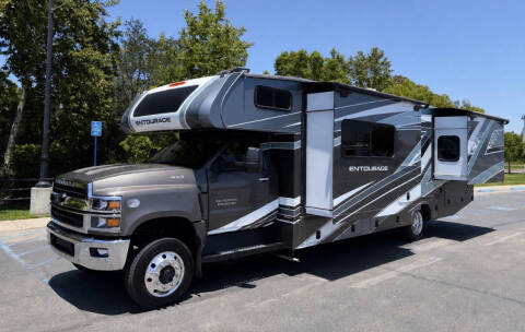 2023 Coachmen RV Entourage