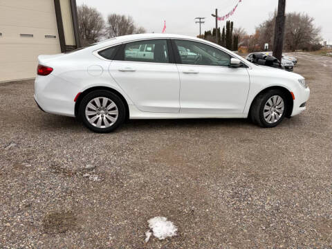 2016 Chrysler 200 LX
