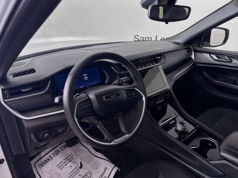 2024 Jeep Grand Cherokee L Laredo