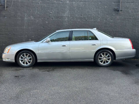 2010 Cadillac DTS Luxury Collection