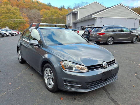 2017 Volkswagen Golf TSI S